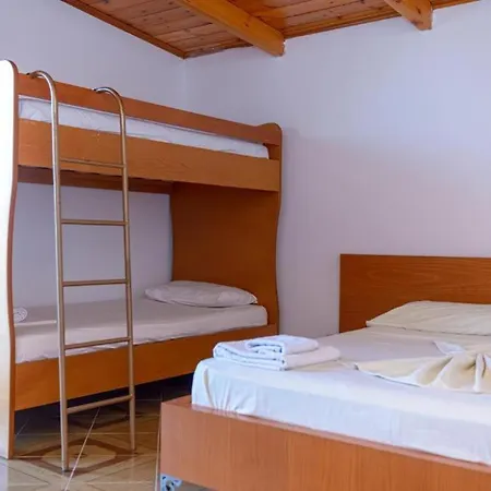 Hotell Rei Hotel Bashkia e Orikumit