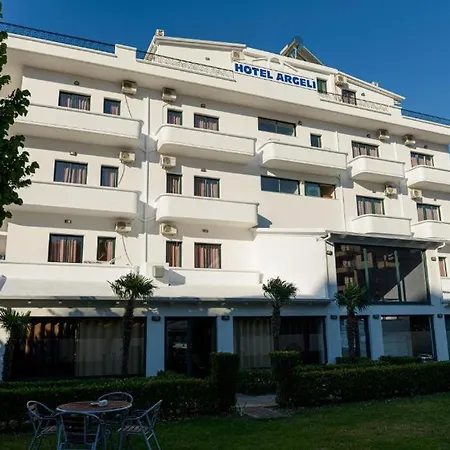 Hotell Rei Hotel 3*