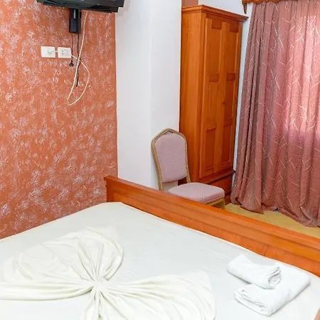 Hotel Rei Hotel 3*