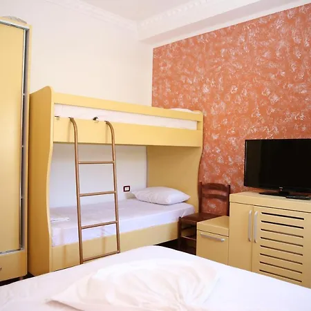Rei Hotel Bashkia e Orikumit