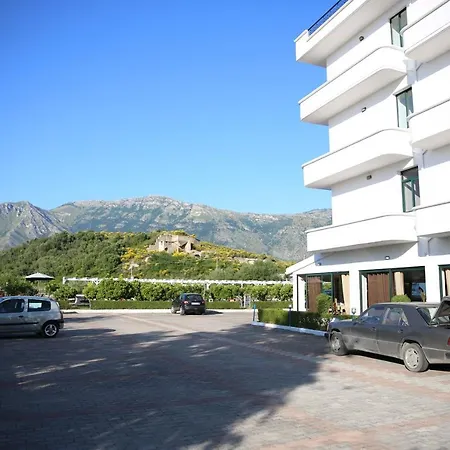 Hotell Rei Hotel 3*